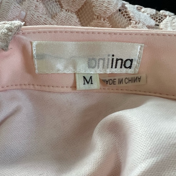 Floral Lace 3/4 Sleeve Dress - Picture 4 of 4